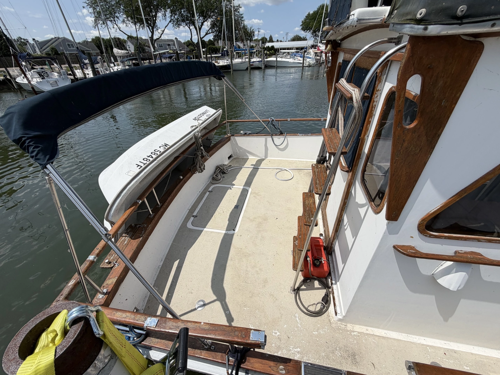 1982 Californian 34 LRC