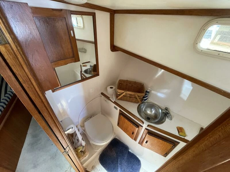 1982 Californian 34 LRC