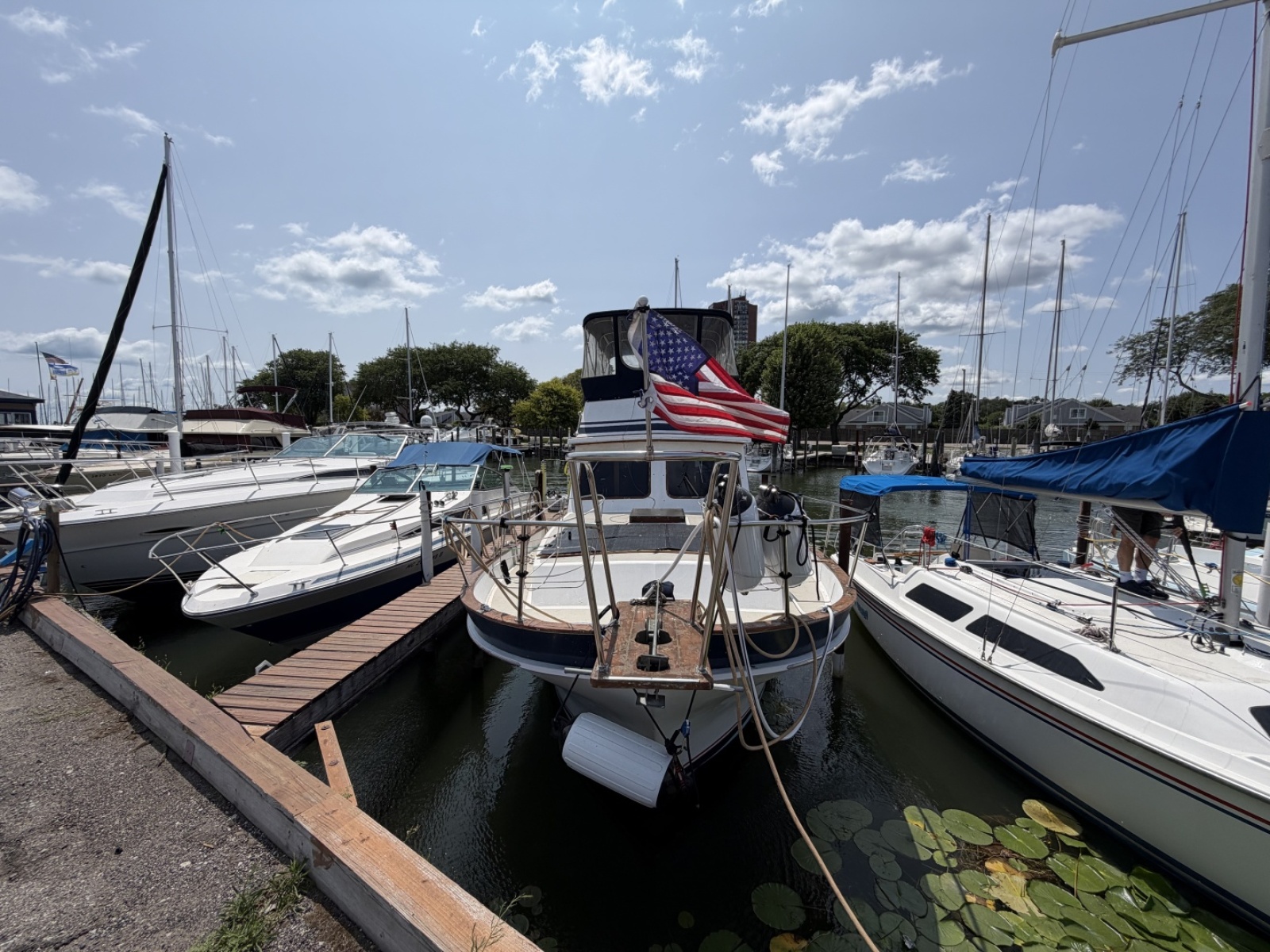 1982 Californian 34 LRC