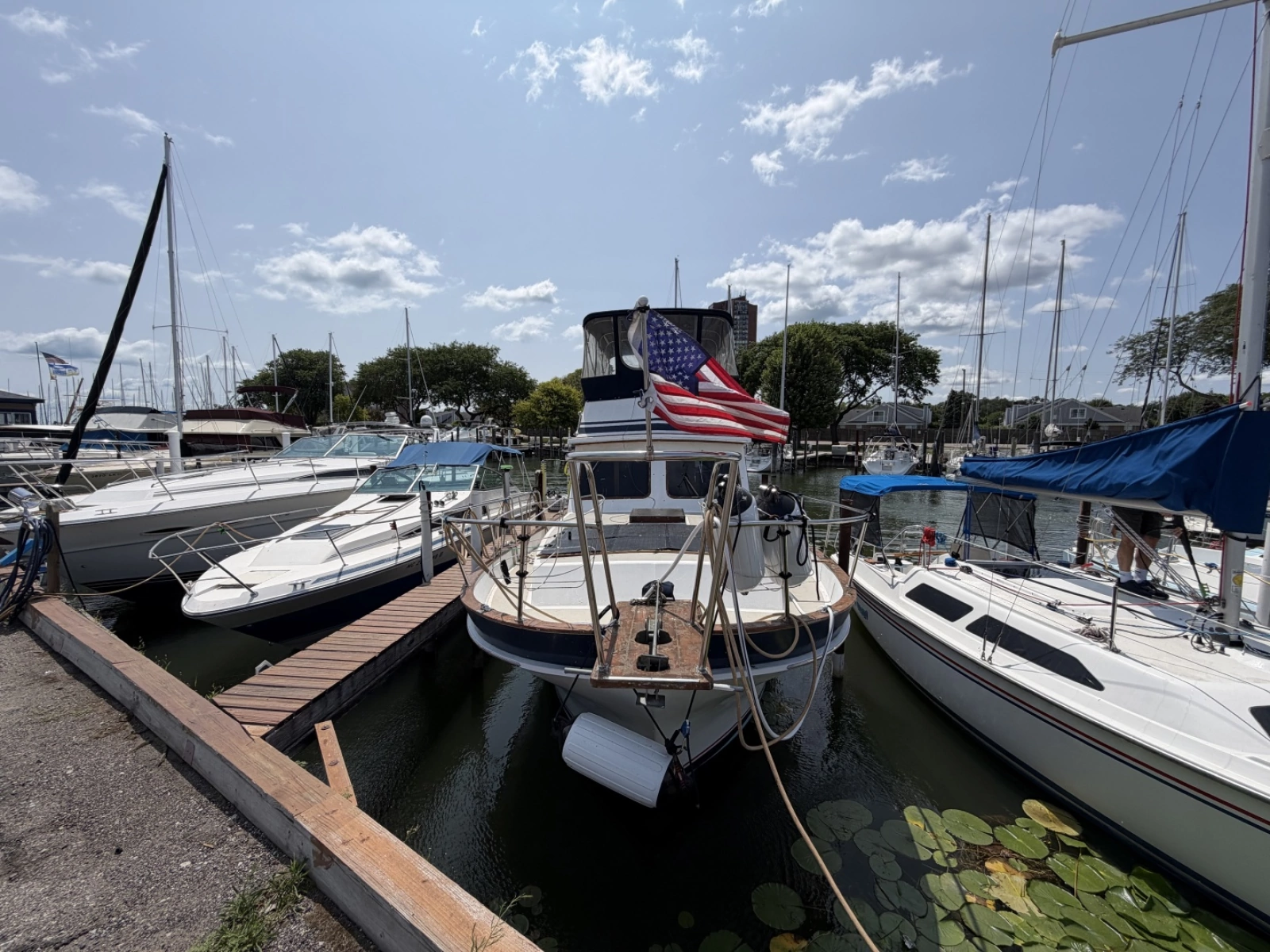 1982 Californian 34 LRC