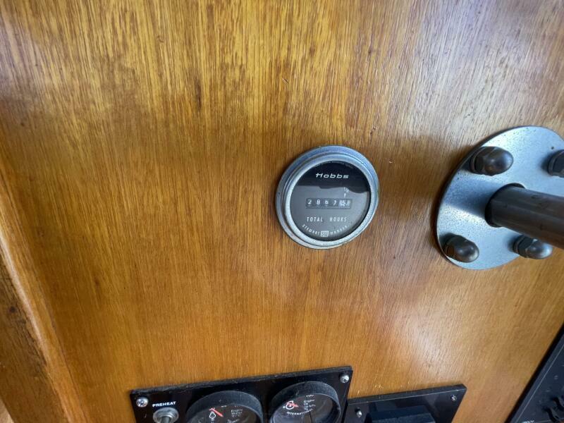 1982 Californian 34 LRC