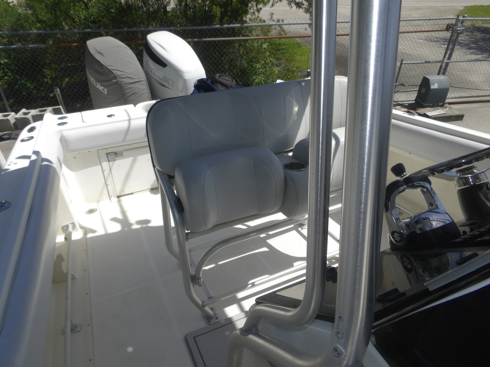 2000 Hydra-Sports 2596