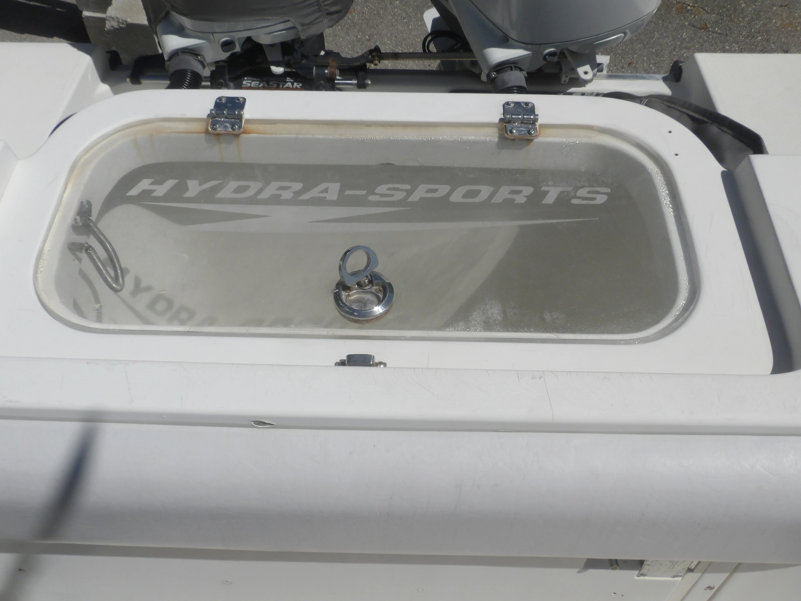 2000 Hydra-Sports 2596