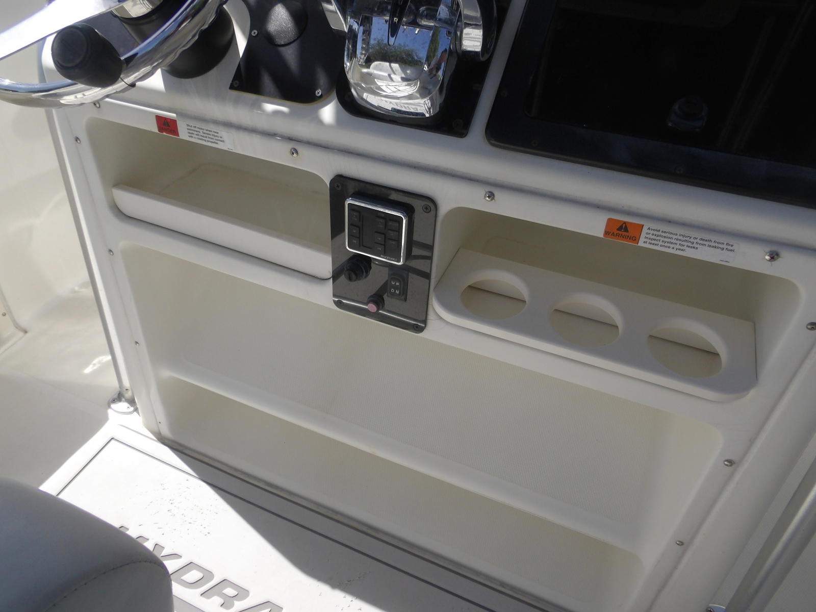 2000 Hydra-Sports 2596