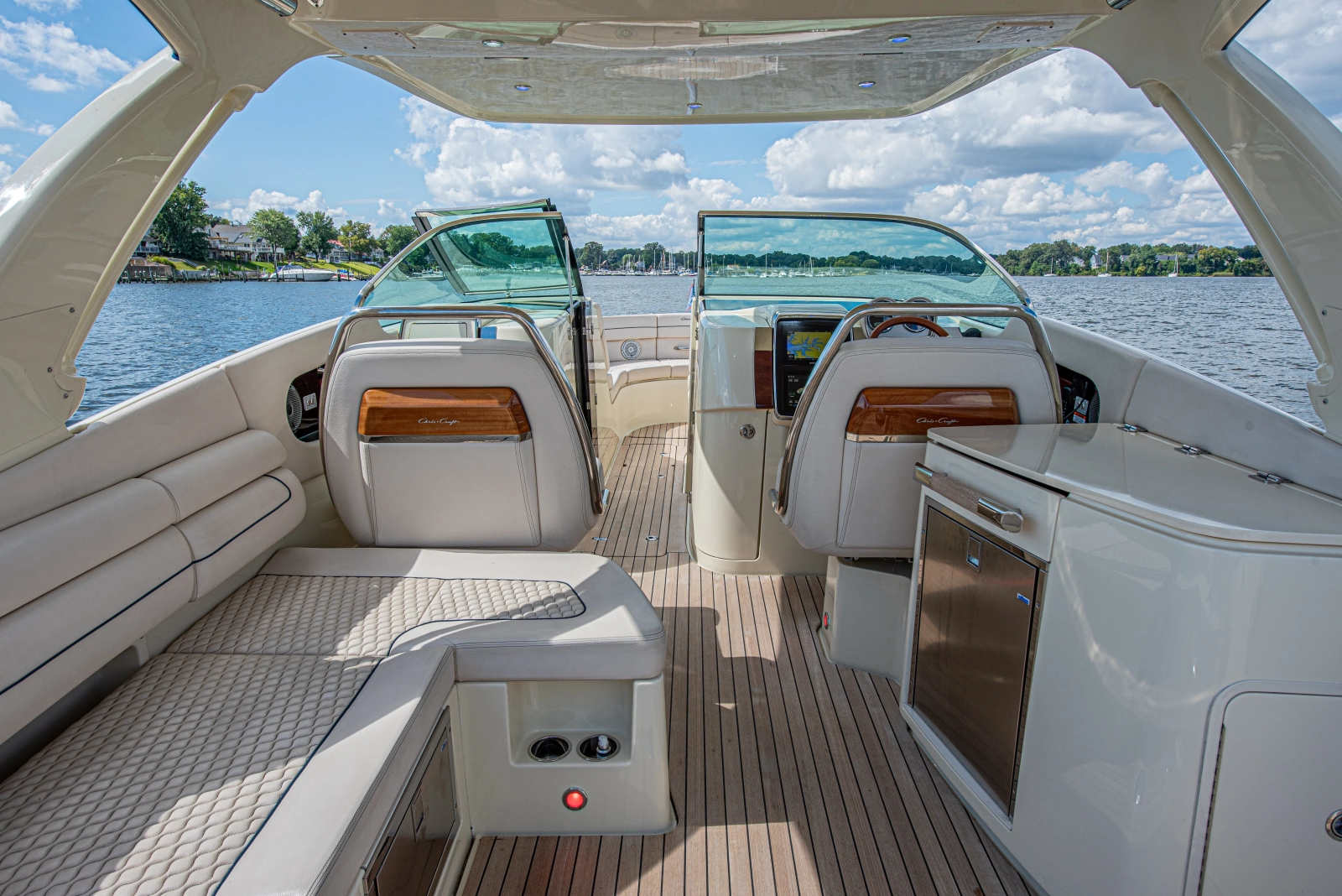 2022 Chris-Craft Launch 35 GT