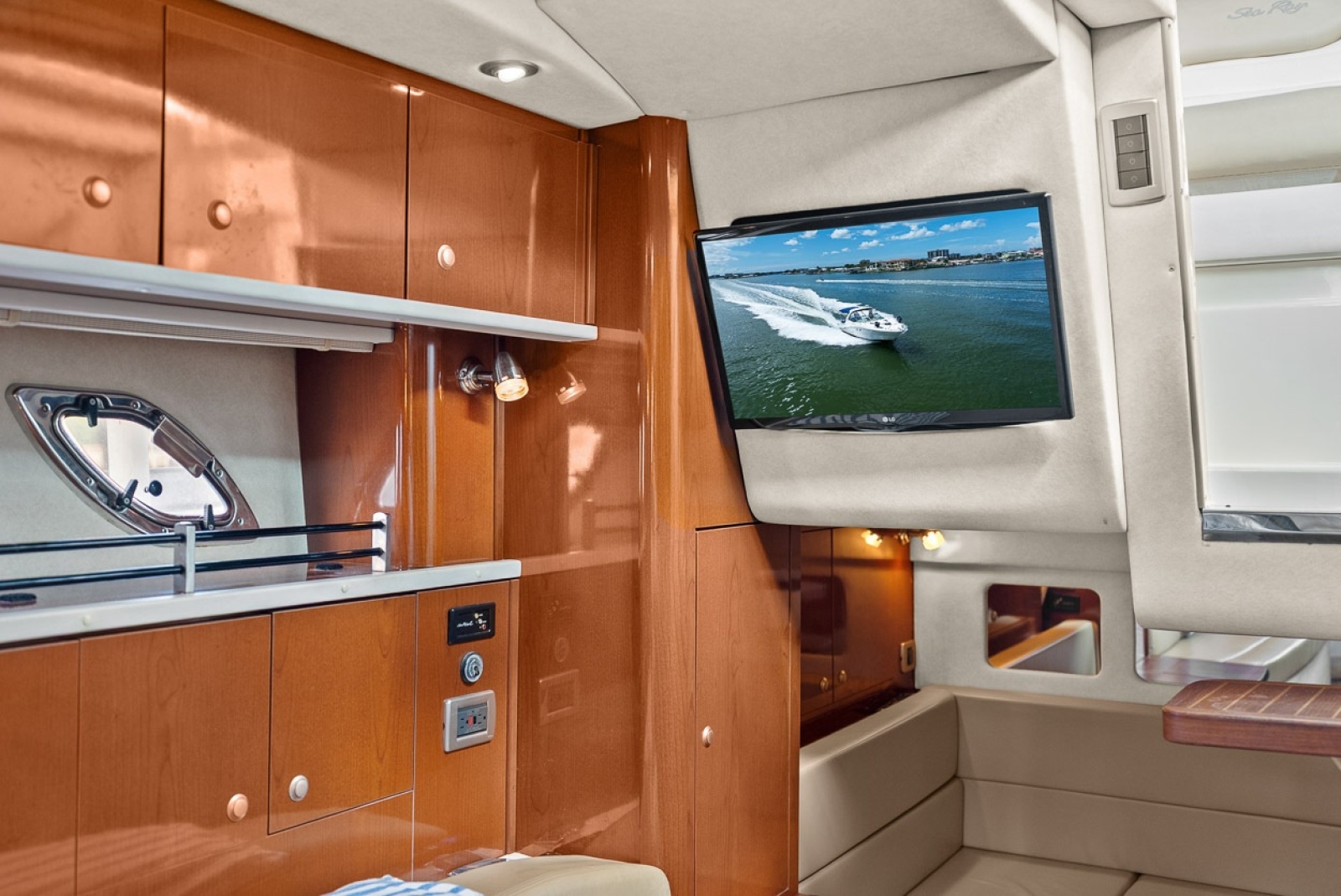2009 Sea Ray 310 Sundancer