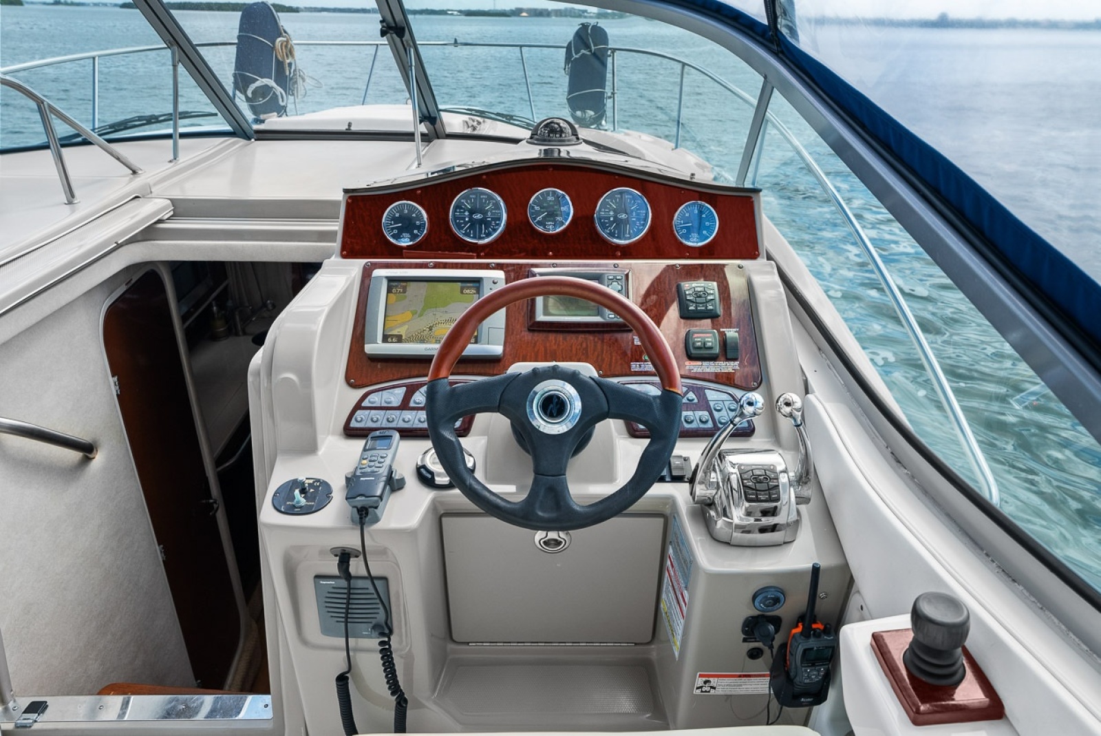 2009 Sea Ray 310 Sundancer
