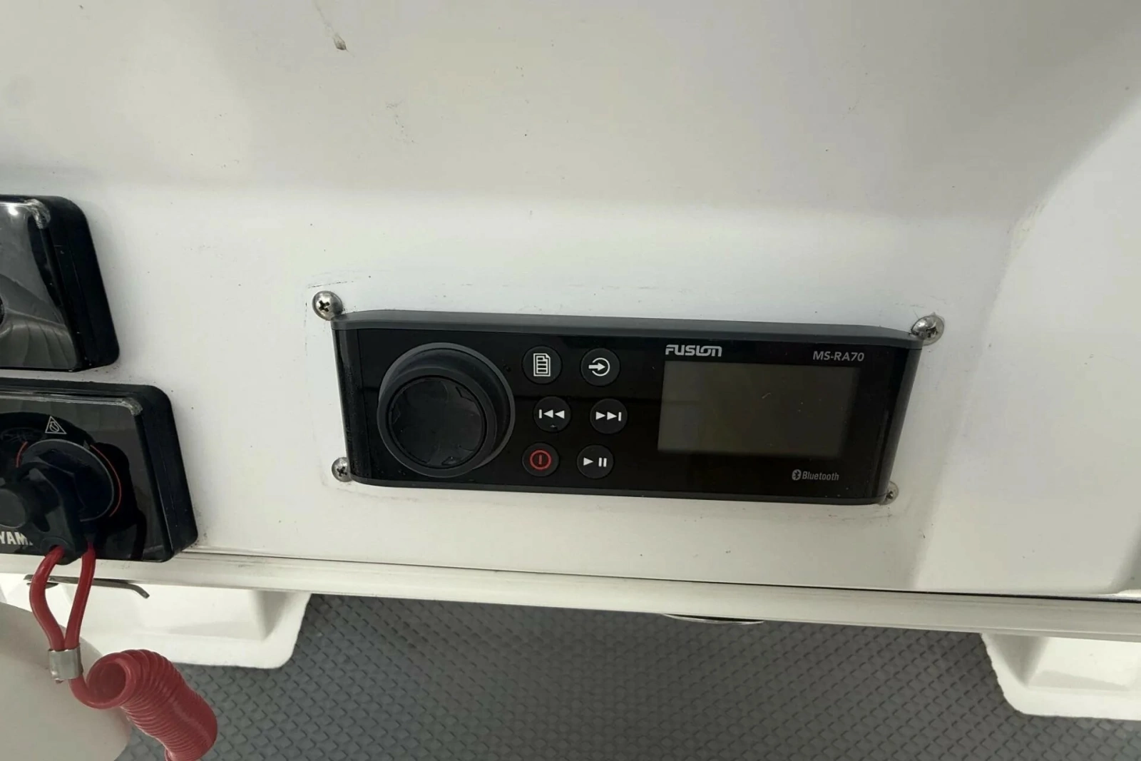 2012 Southport Center Console