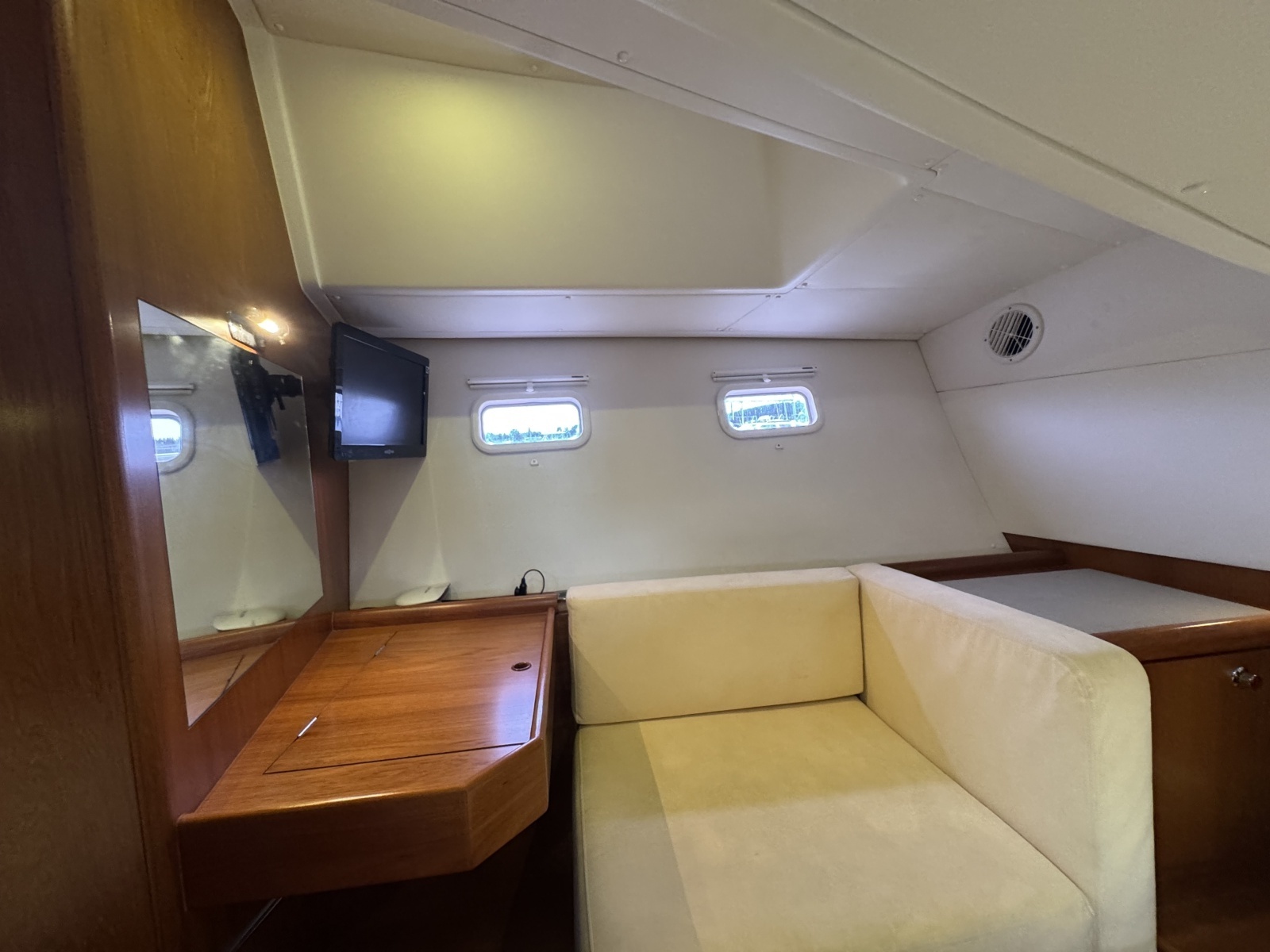 2008 Wauquiez 47 Pilot Sloon
