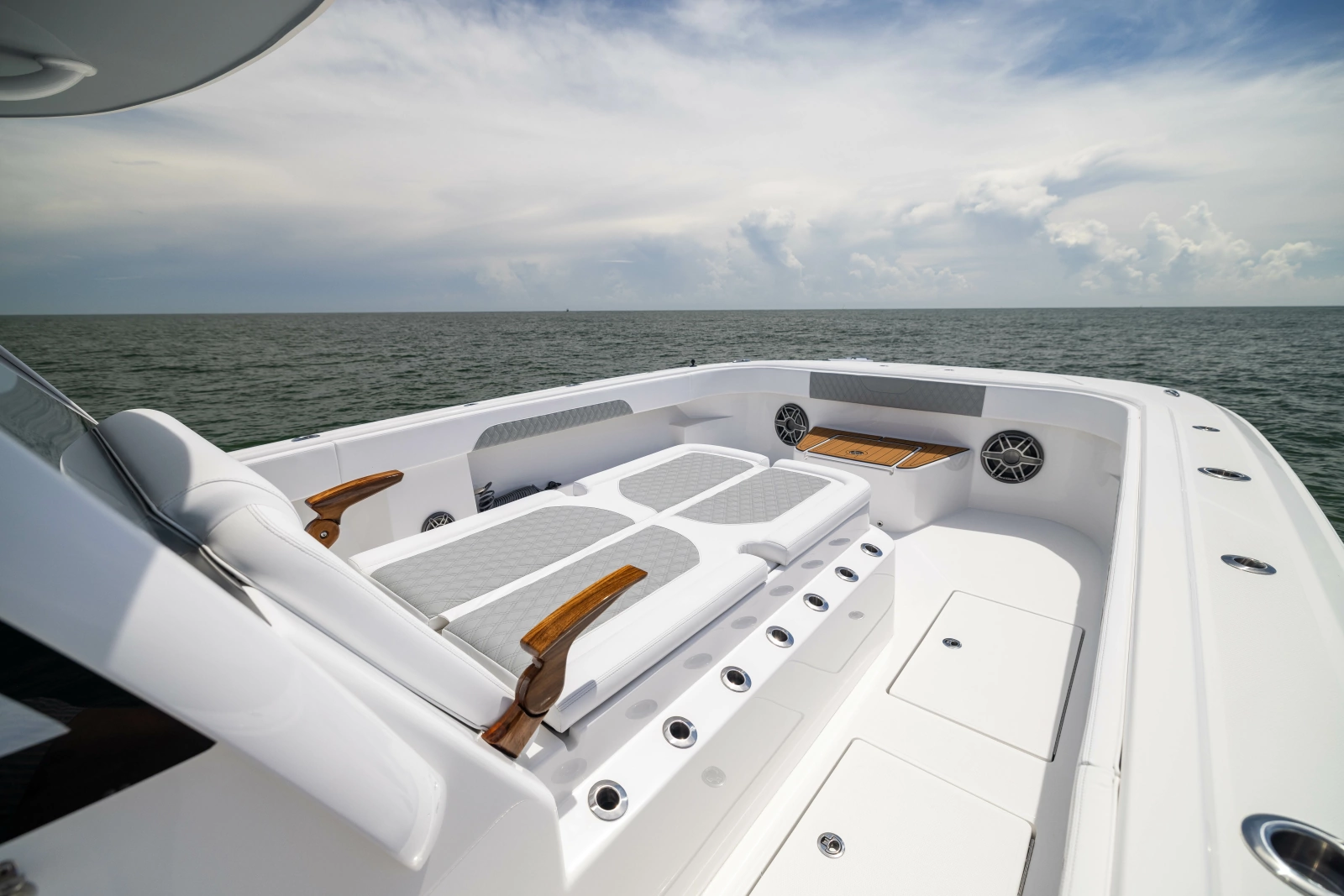 2026 Front Runner Catamaran