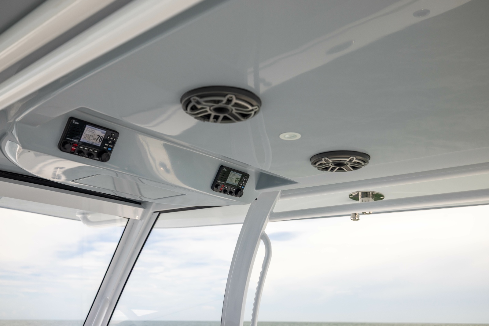 2026 Front Runner Catamaran