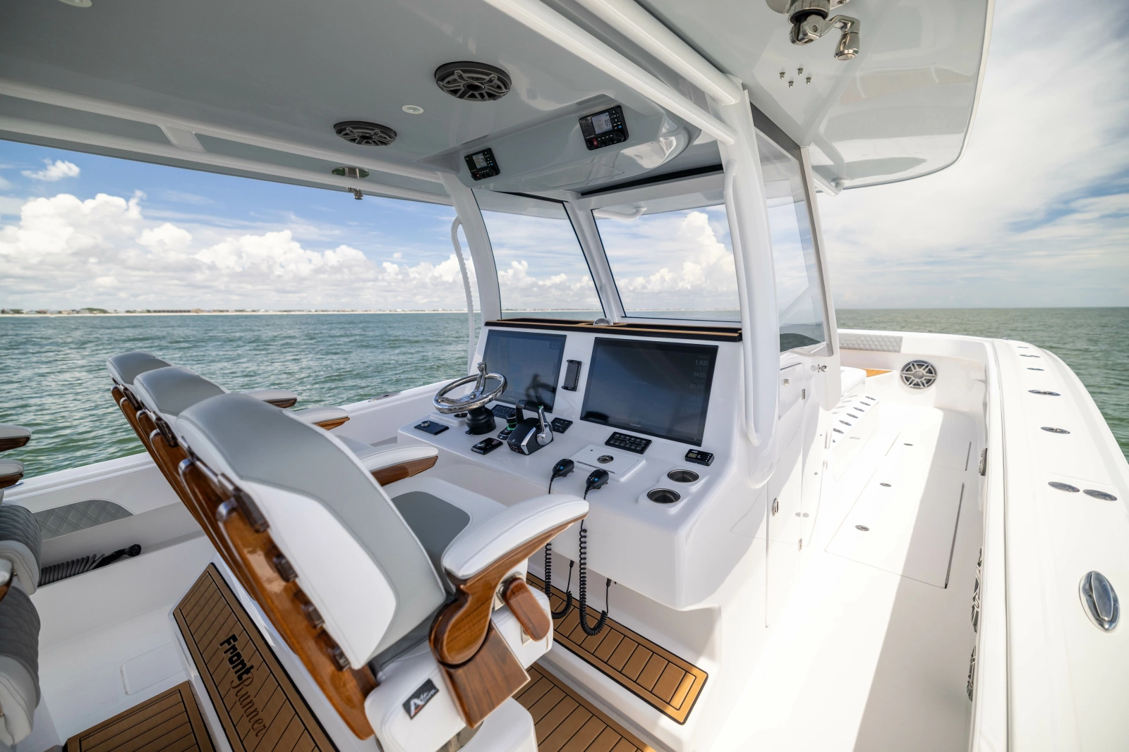 2026 Front Runner Catamaran