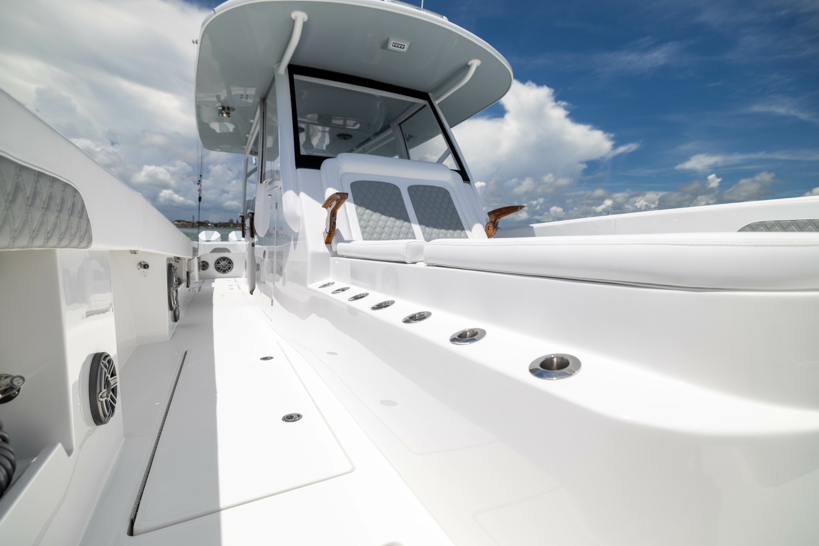 2026 Front Runner Catamaran