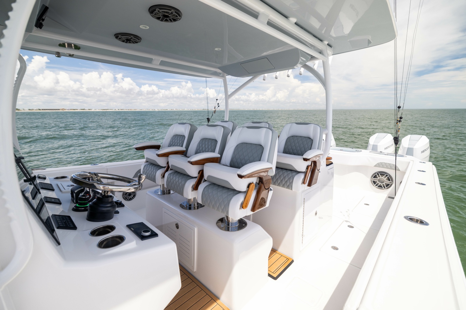 2026 Front Runner Catamaran