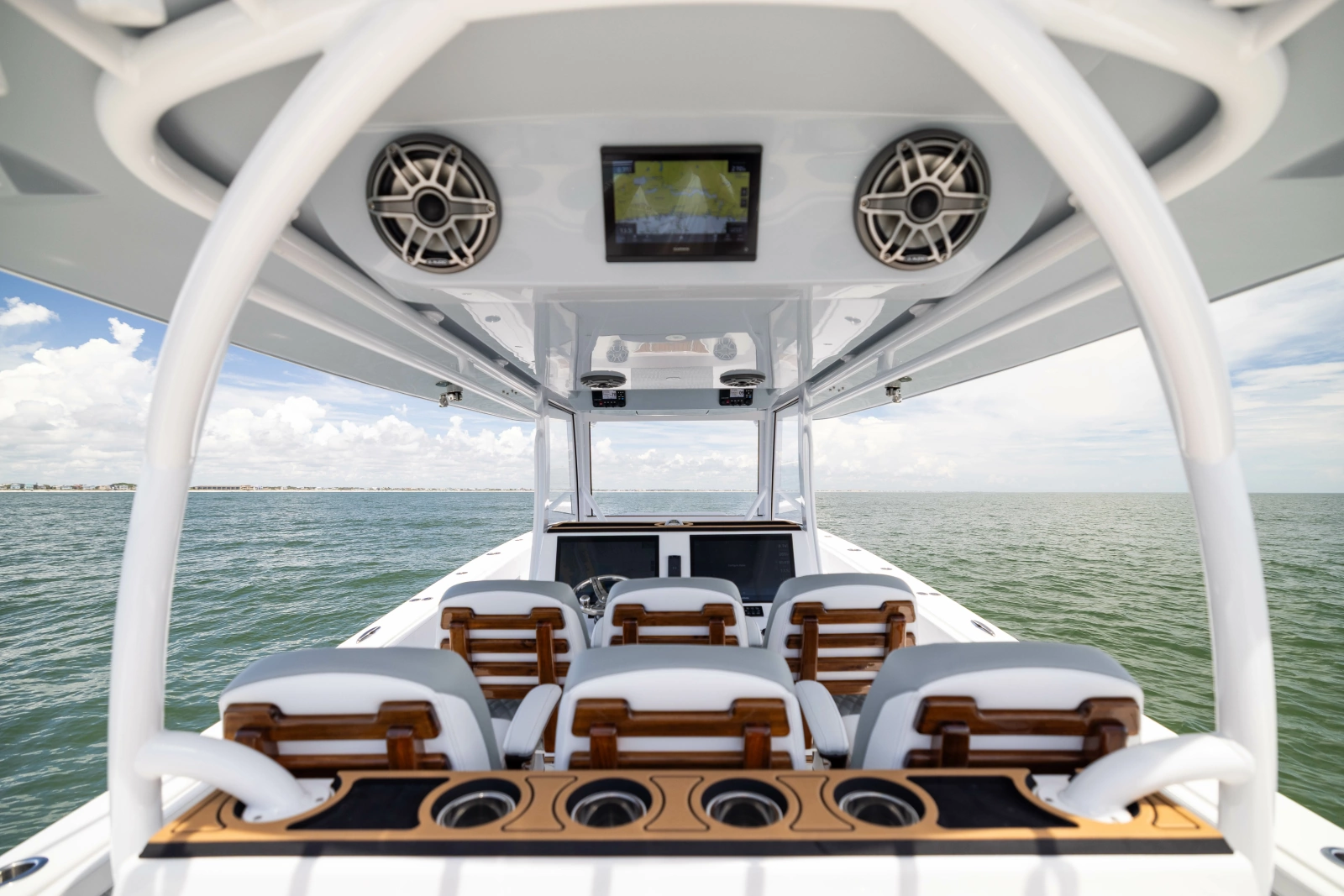 2026 Front Runner Catamaran