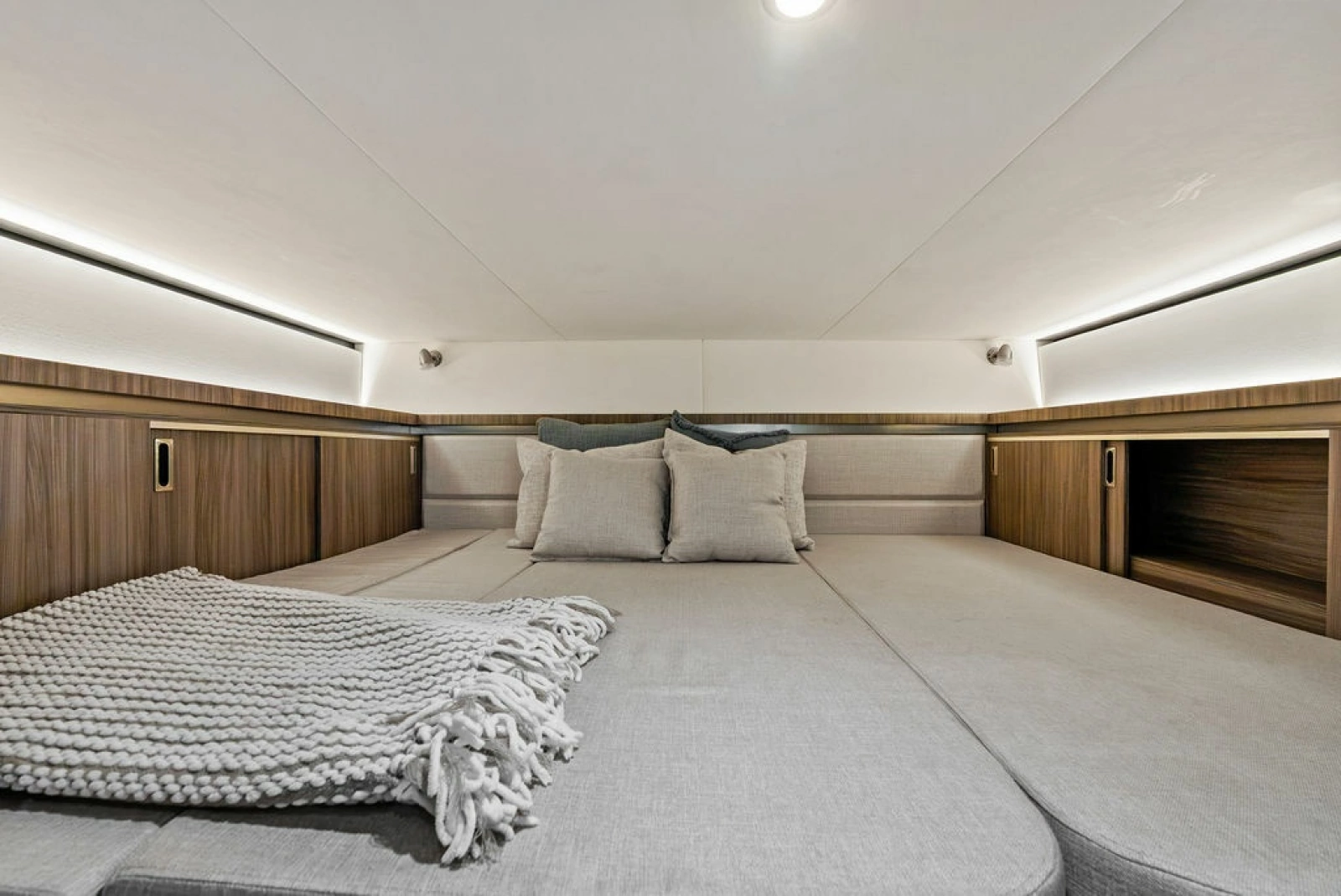 2022 Sea Ray Sundancer