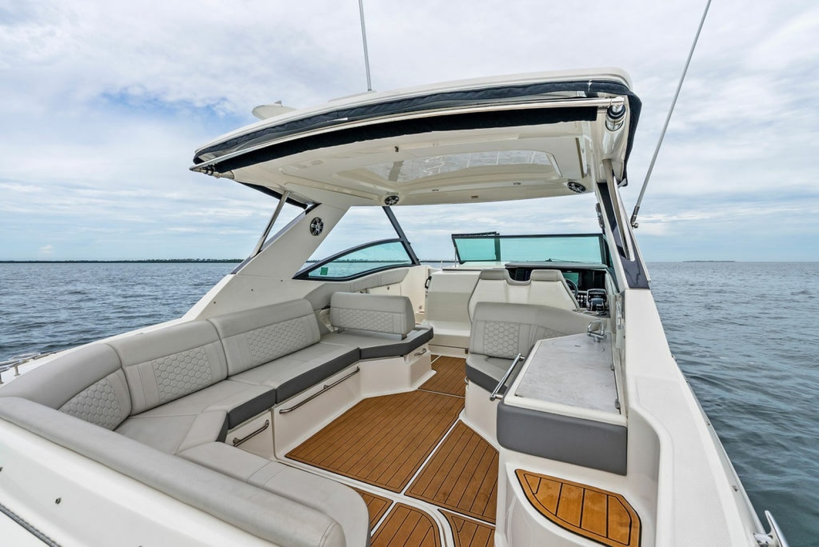 2022 Sea Ray Sundancer