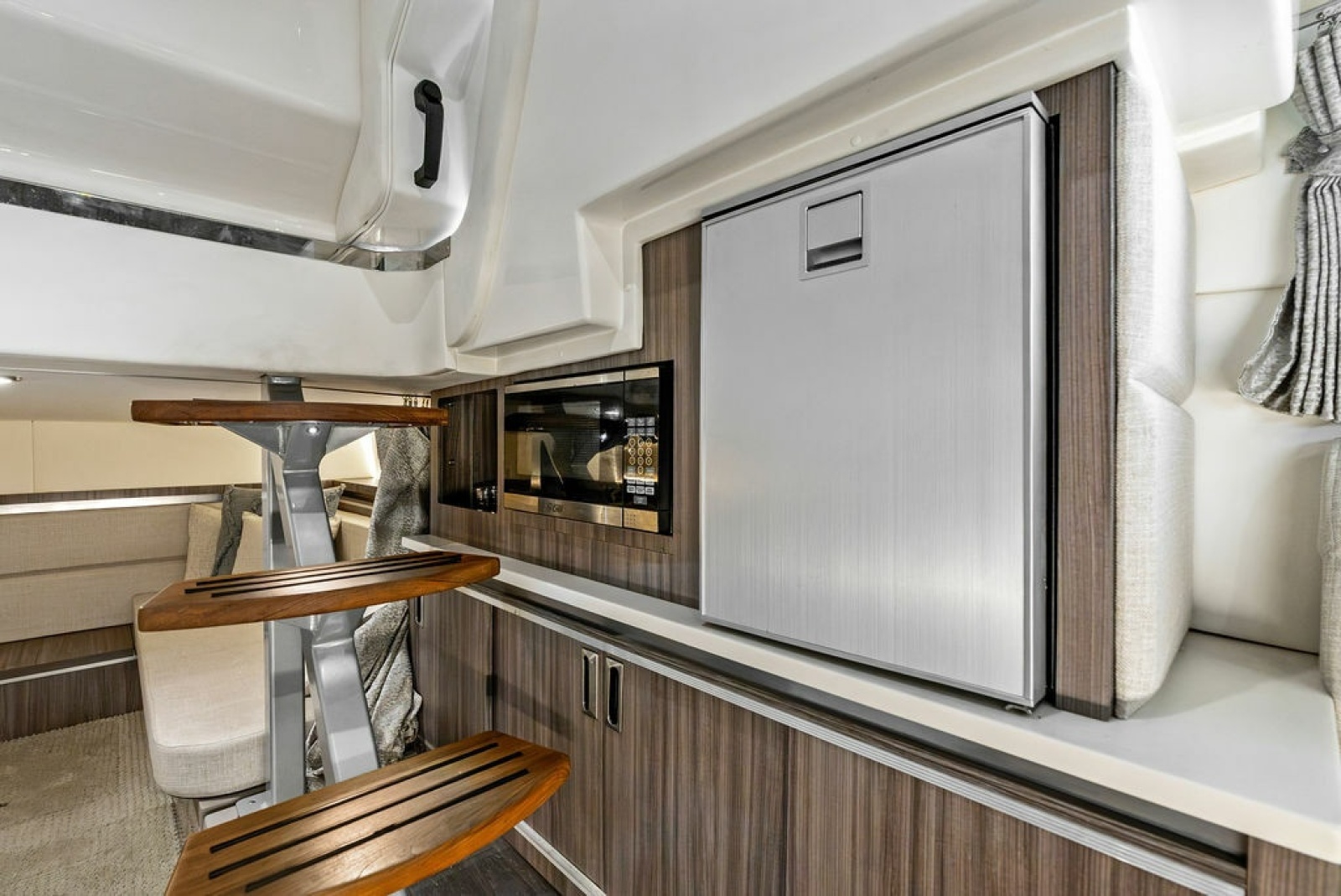 2022 Sea Ray Sundancer