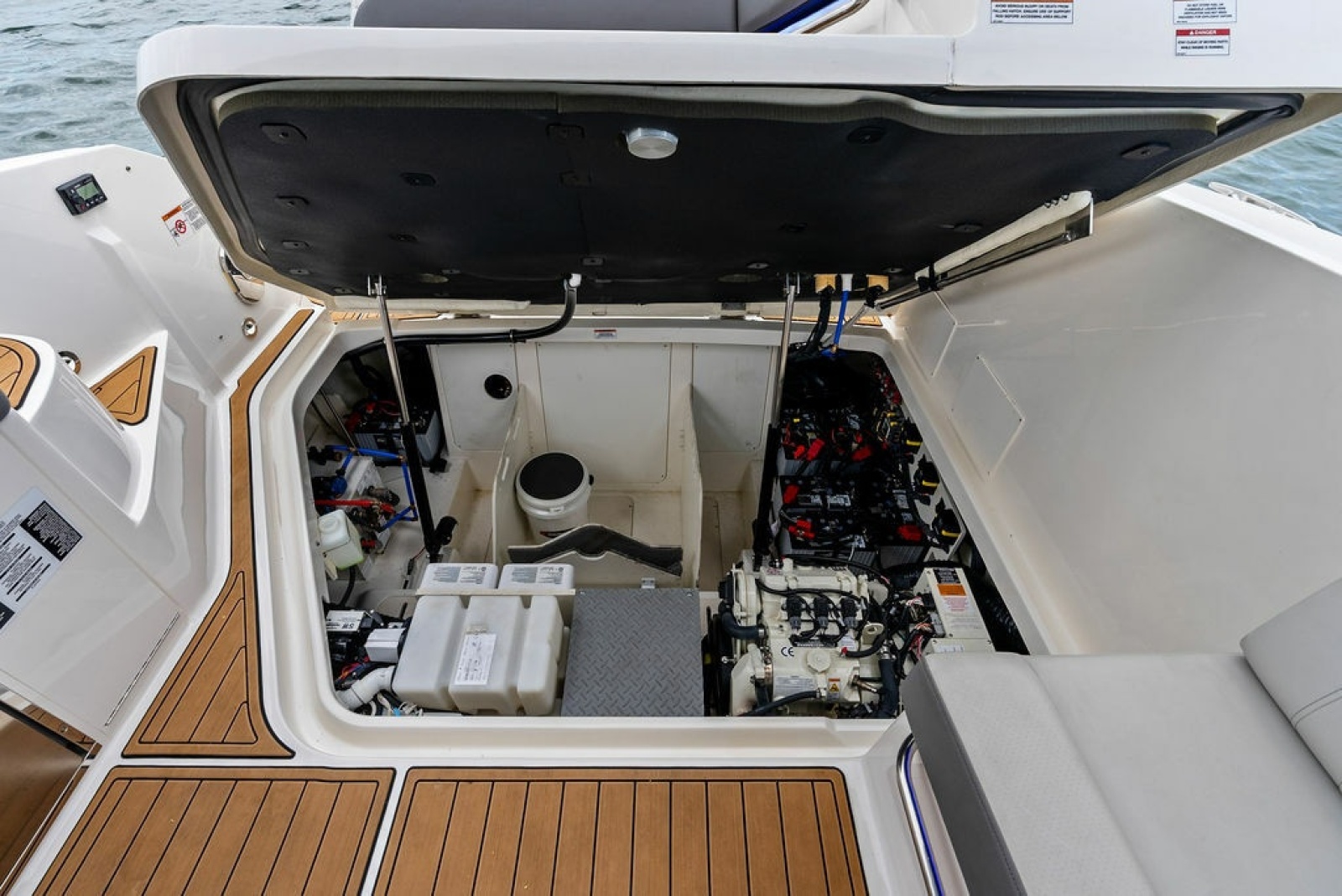 2022 Sea Ray Sundancer