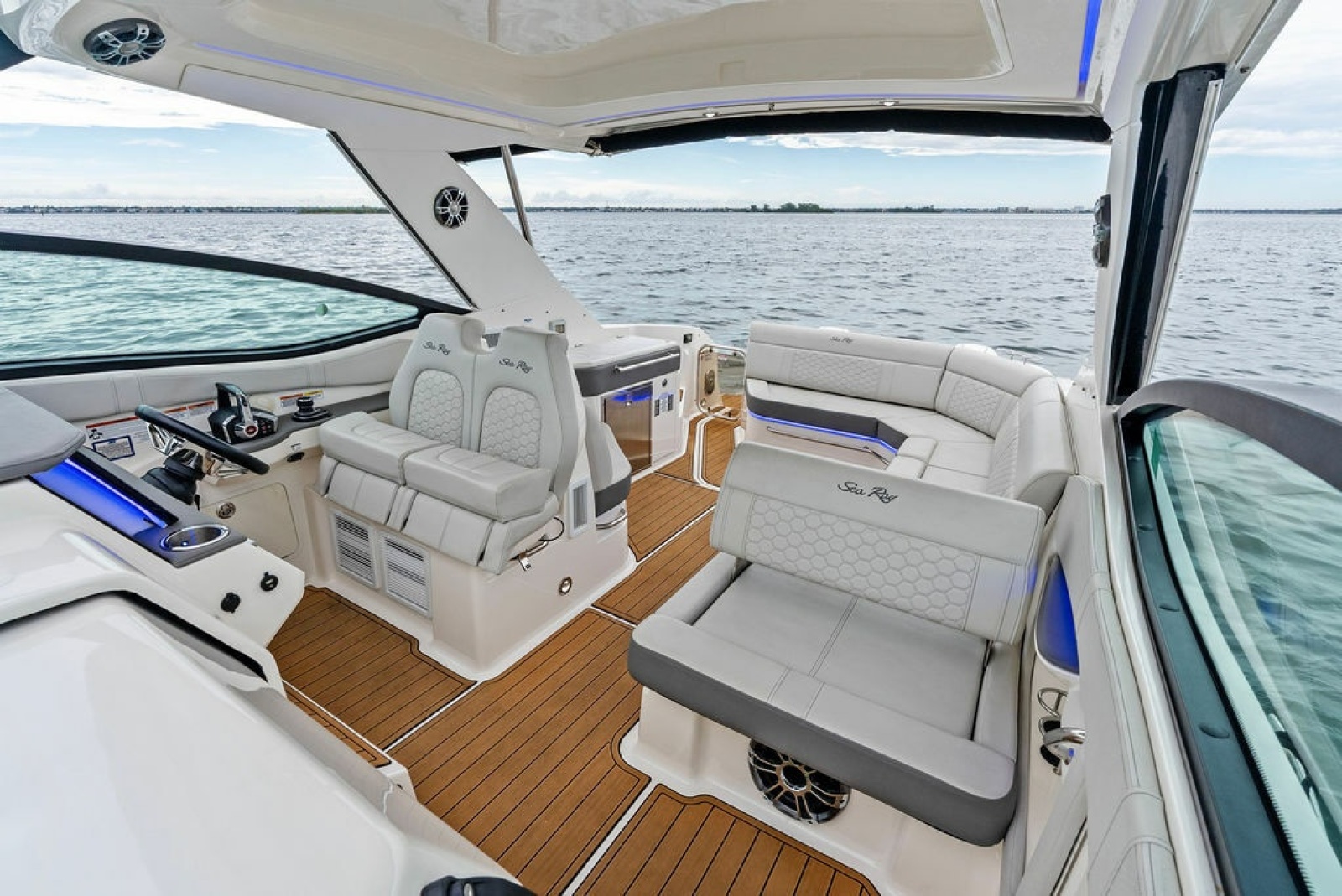2022 Sea Ray Sundancer