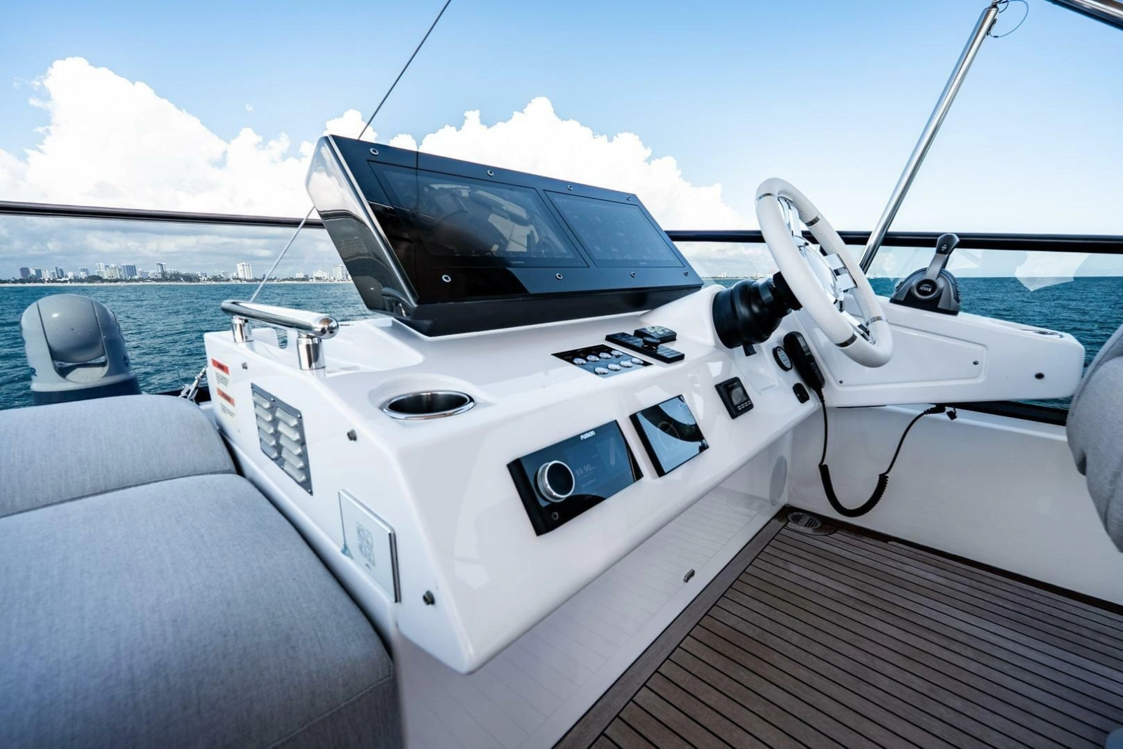 2024 Azimut S7