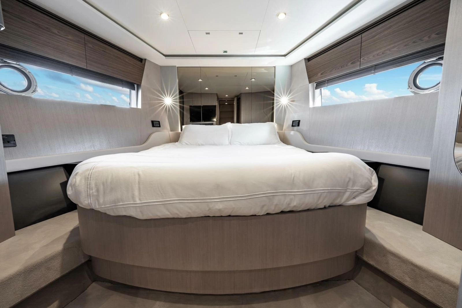 2024 Azimut S7
