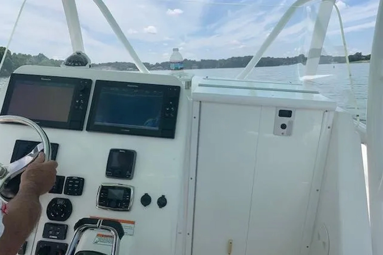 2016 Stamas 326 Tarpon