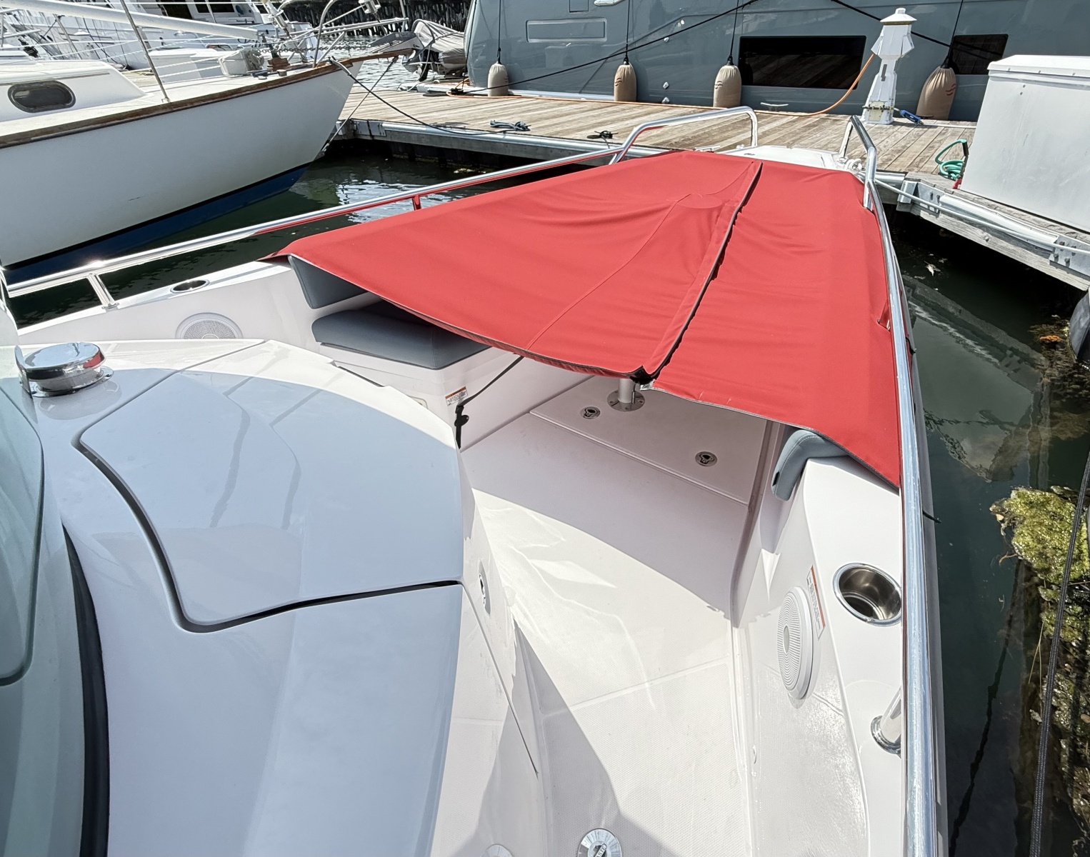 2022 Axopar 28 Cabin
