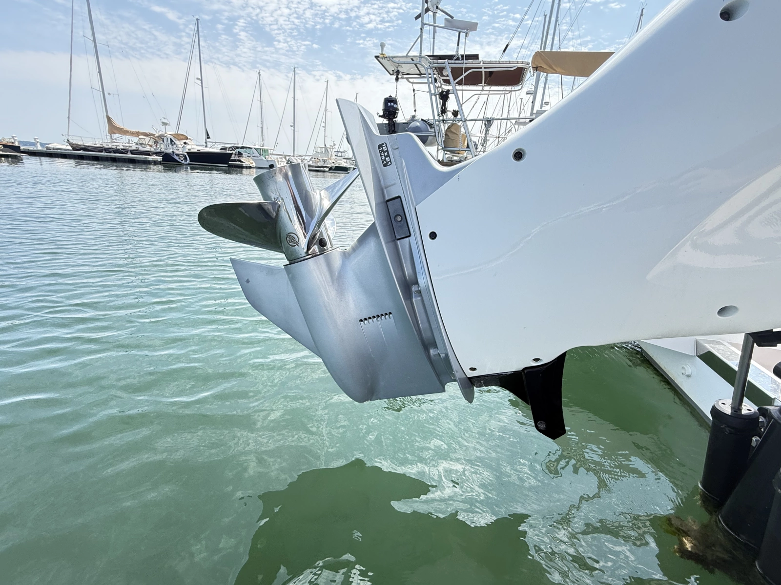 2022 Axopar 28 Cabin