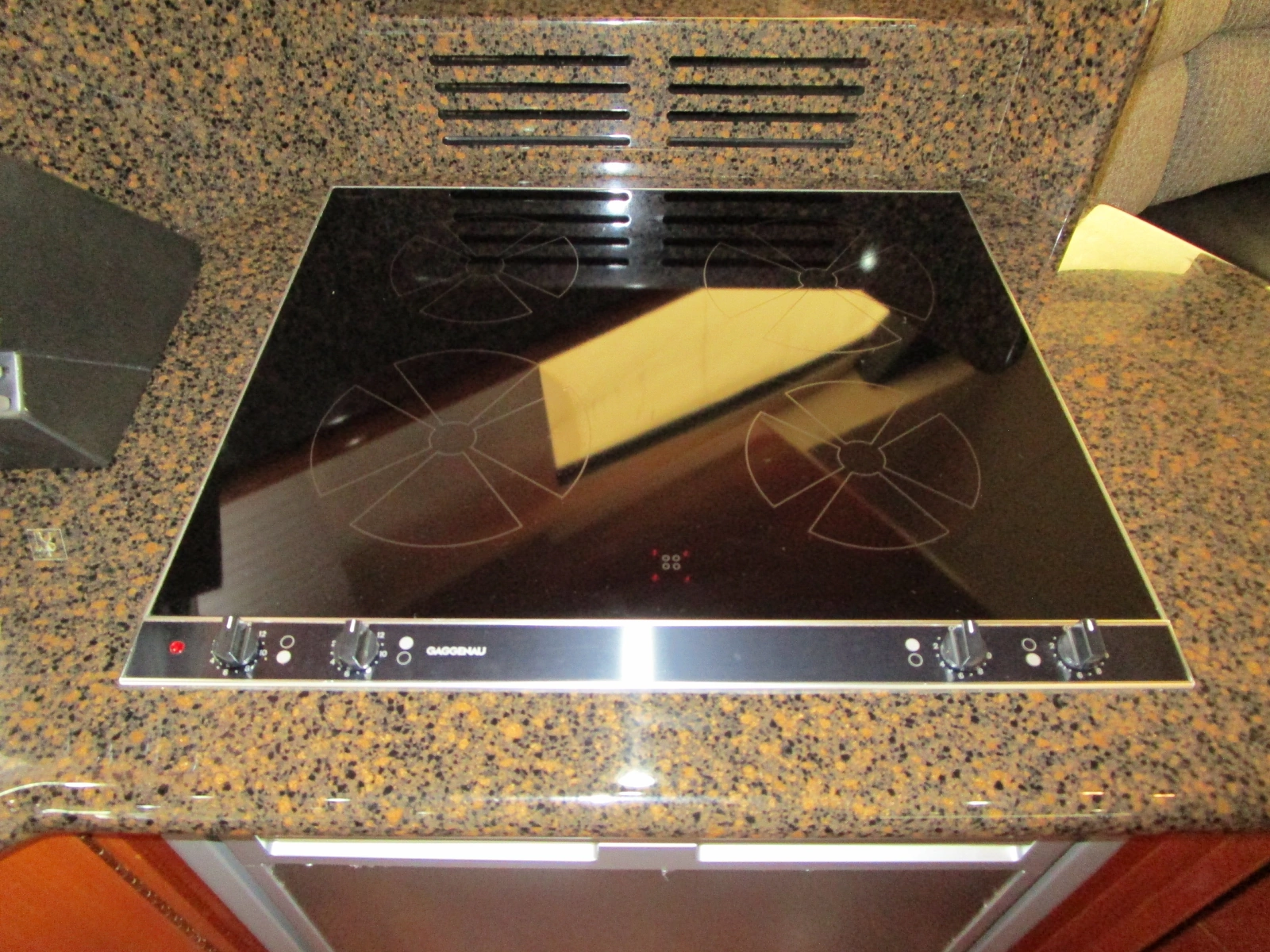 4 Burner Cooktop