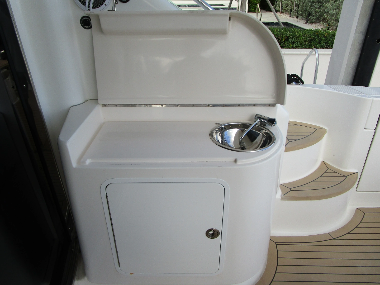 Aft Deck Bar