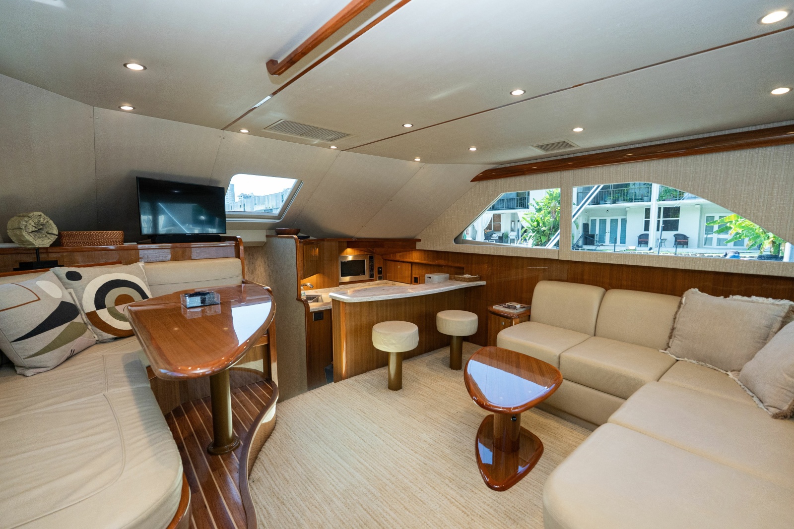 2015 Viking 42 Convertible