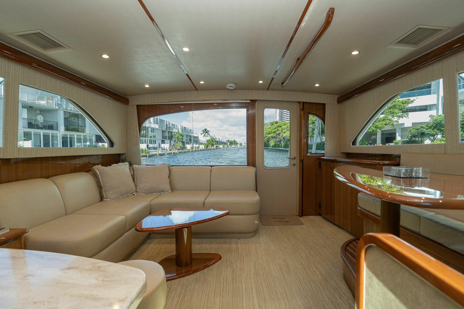 2015 Viking 42 Convertible