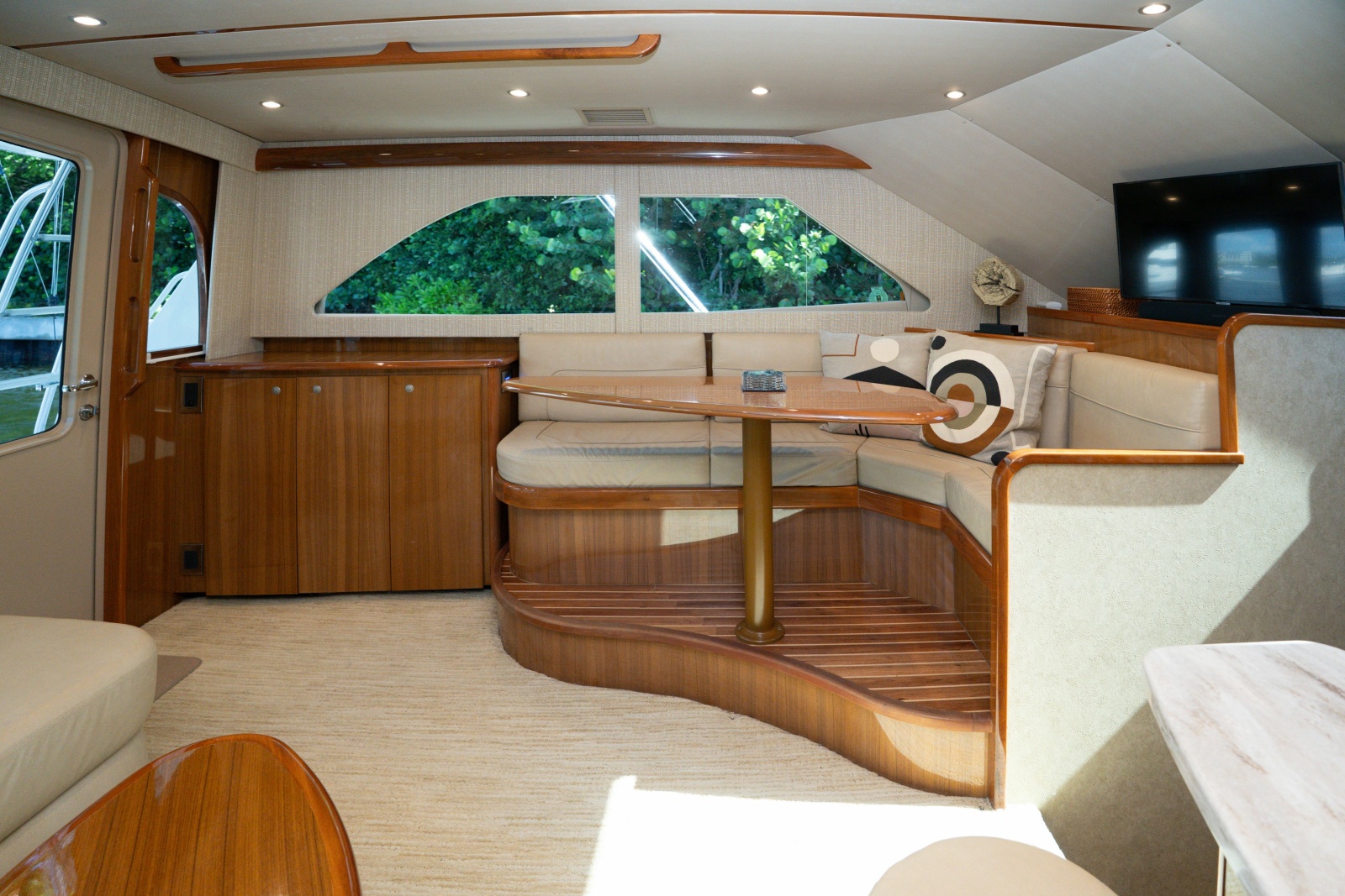 2015 Viking 42 Convertible