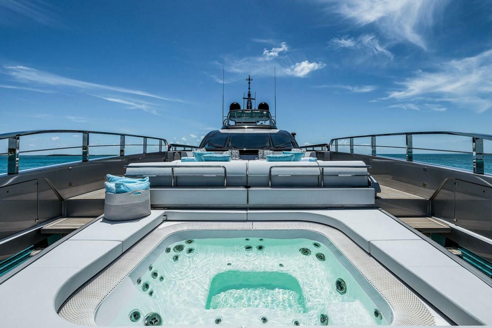 2023 Riva Bellissima