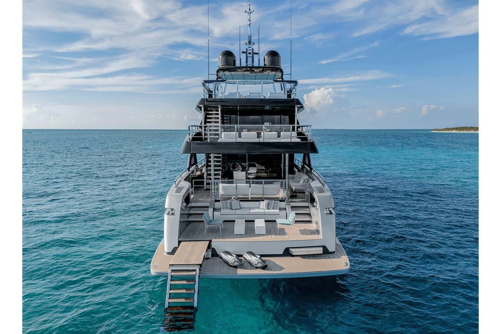 2023 Riva Bellissima