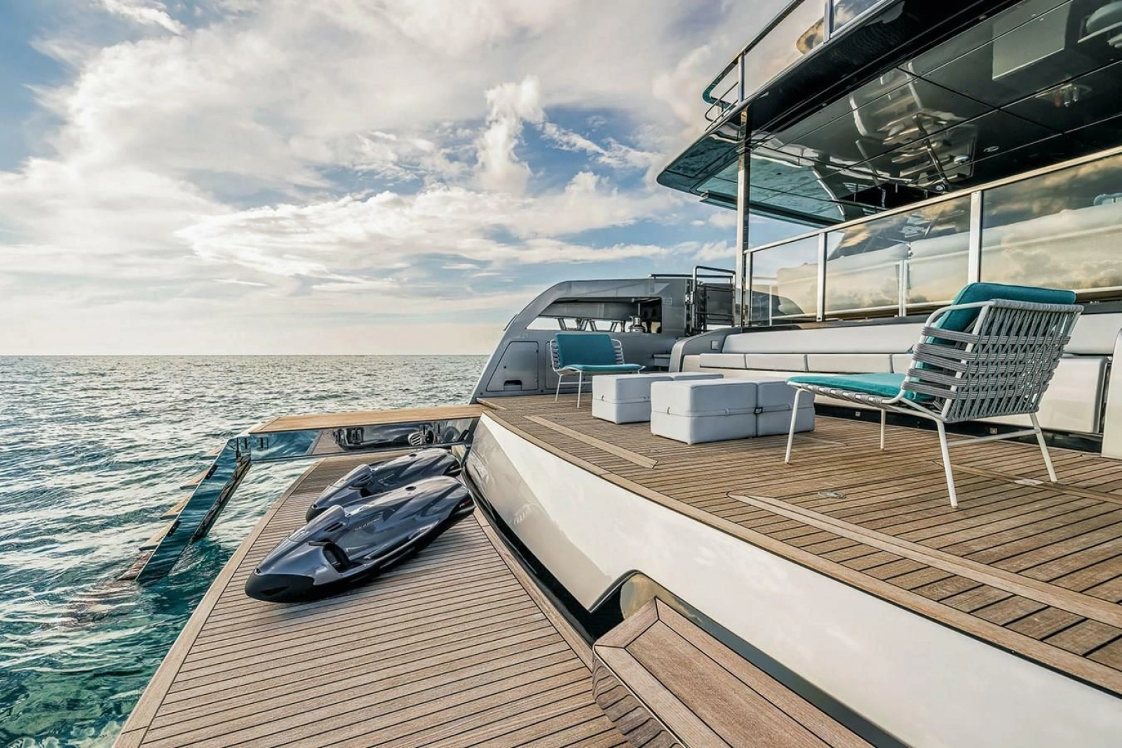 2023 Riva Bellissima