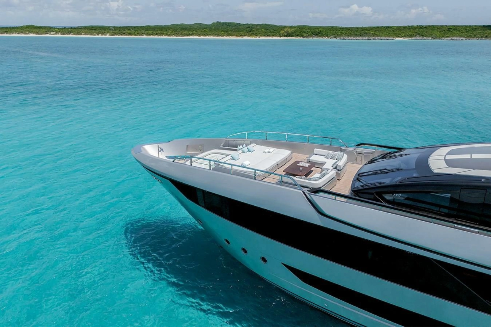 2023 Riva Bellissima