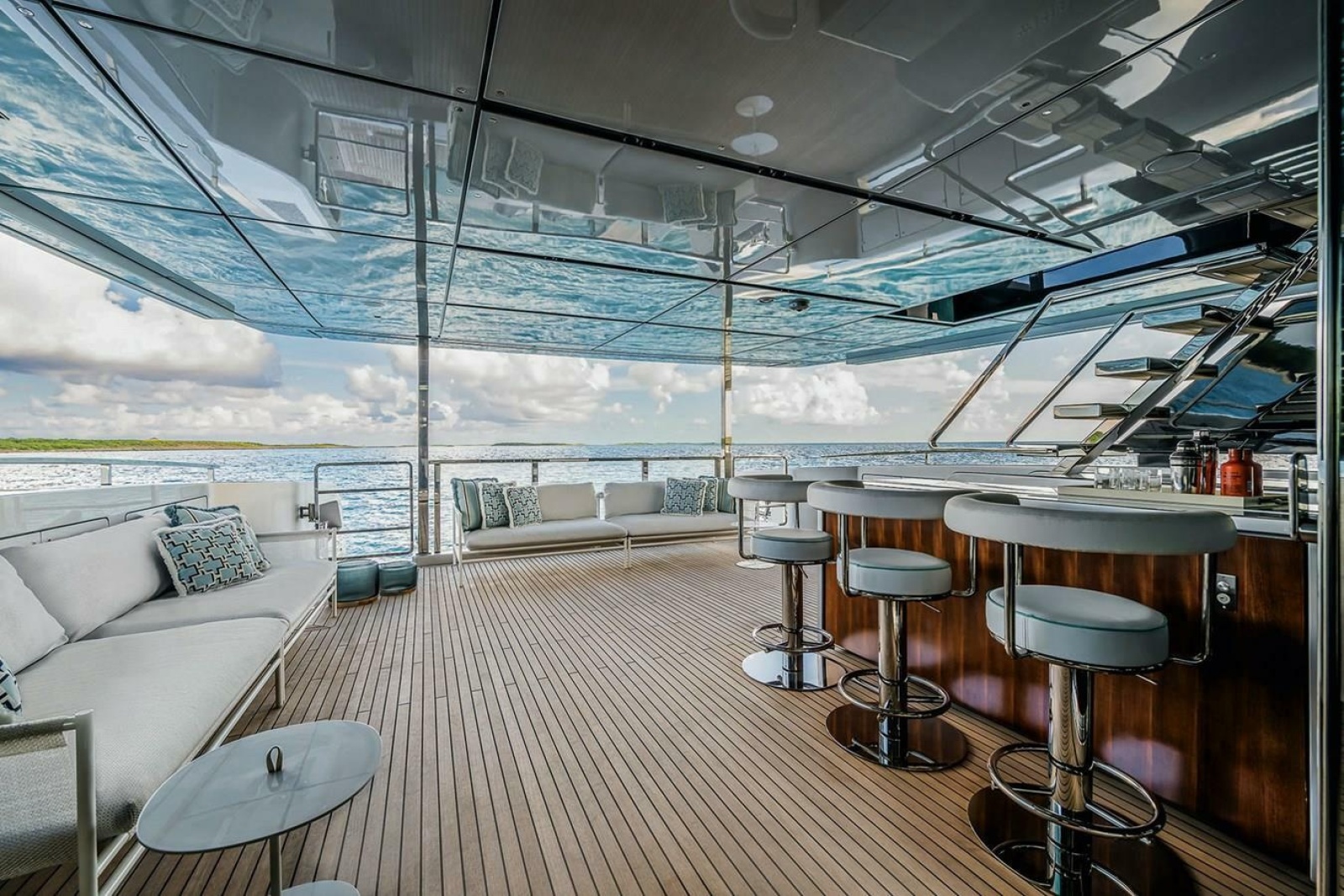 2023 Riva Bellissima
