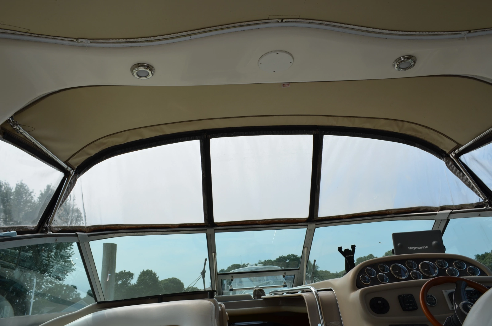 Enalios 29ft Sea Ray Yacht For Sale