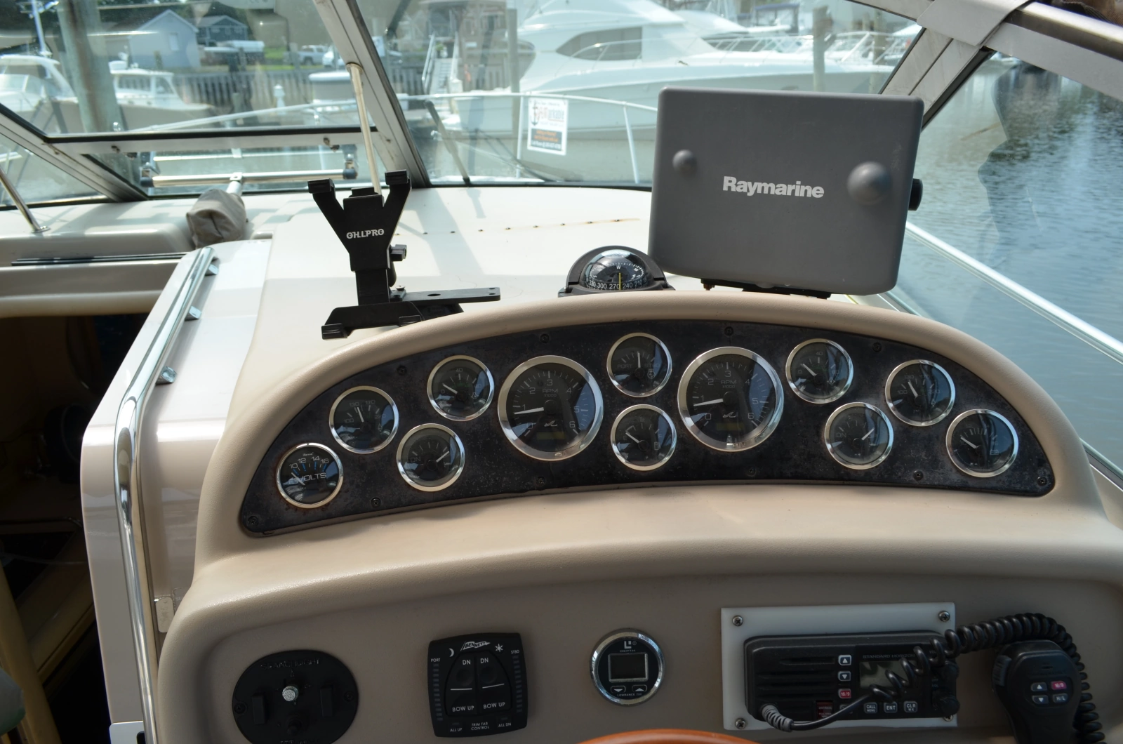 Enalios 29ft Sea Ray Yacht For Sale