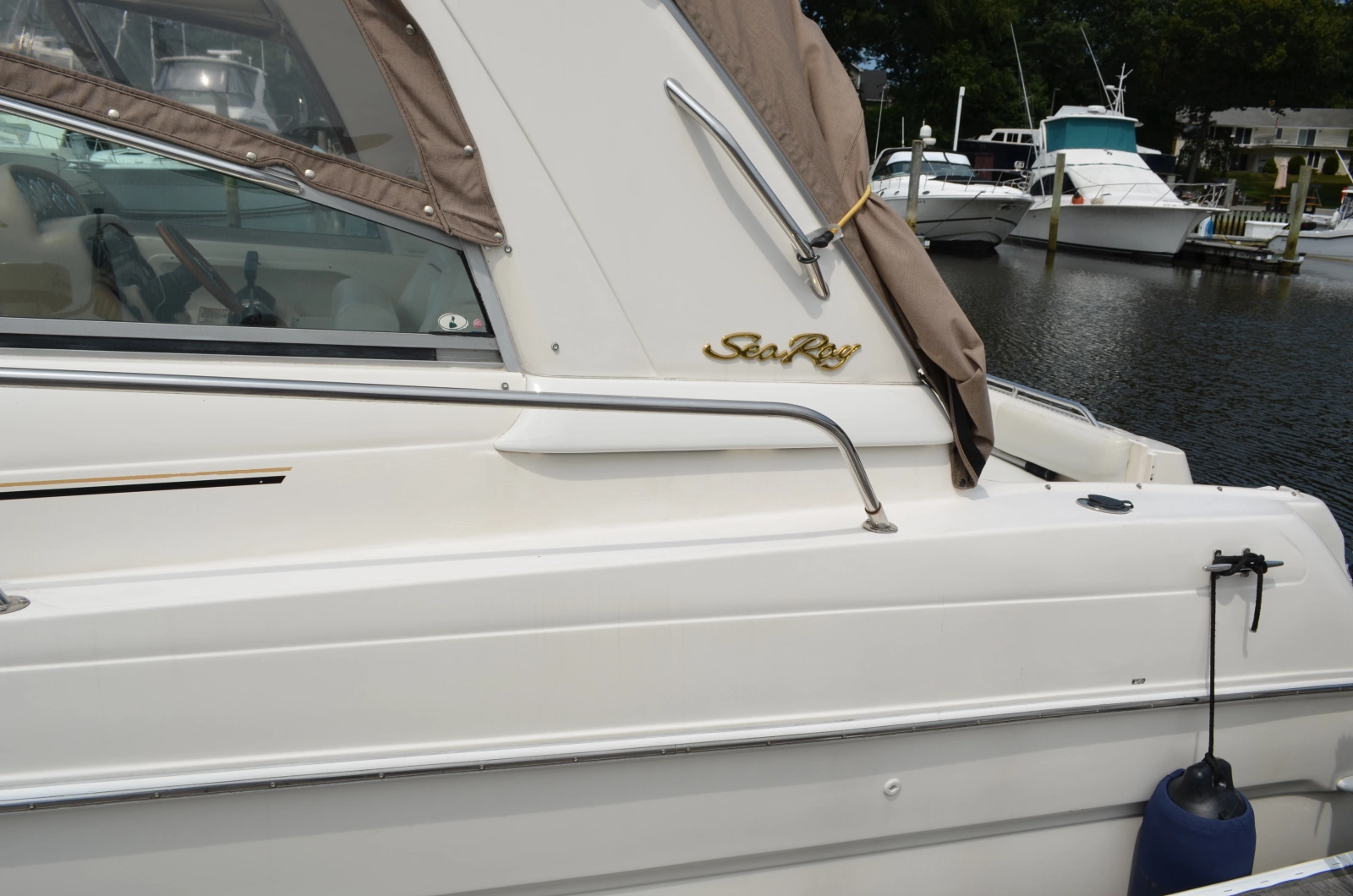 Enalios 29ft Sea Ray Yacht For Sale