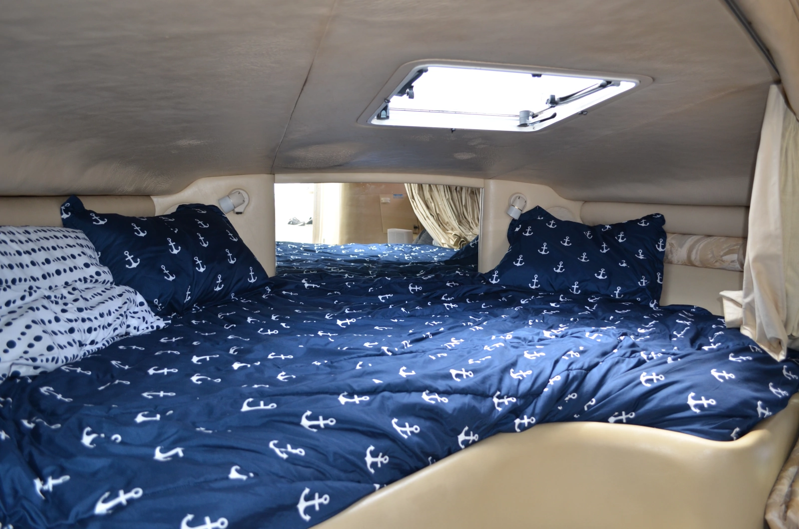 Enalios 29ft Sea Ray Yacht For Sale