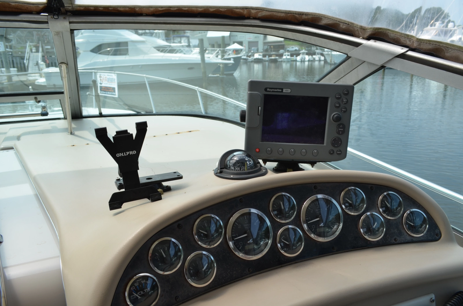 Enalios 29ft Sea Ray Yacht For Sale