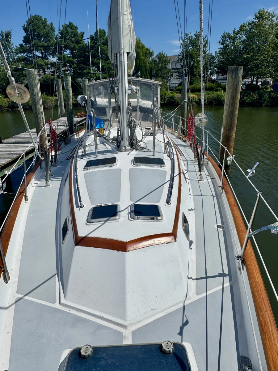 1990 Passport Royal Passport 49