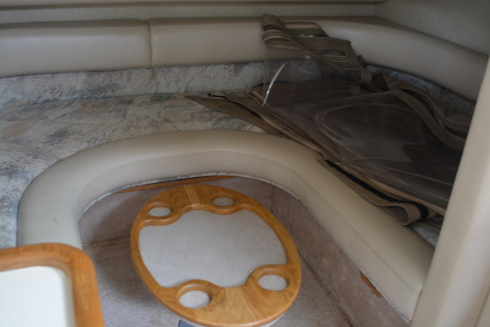1996 Sea Ray Sundancer 370