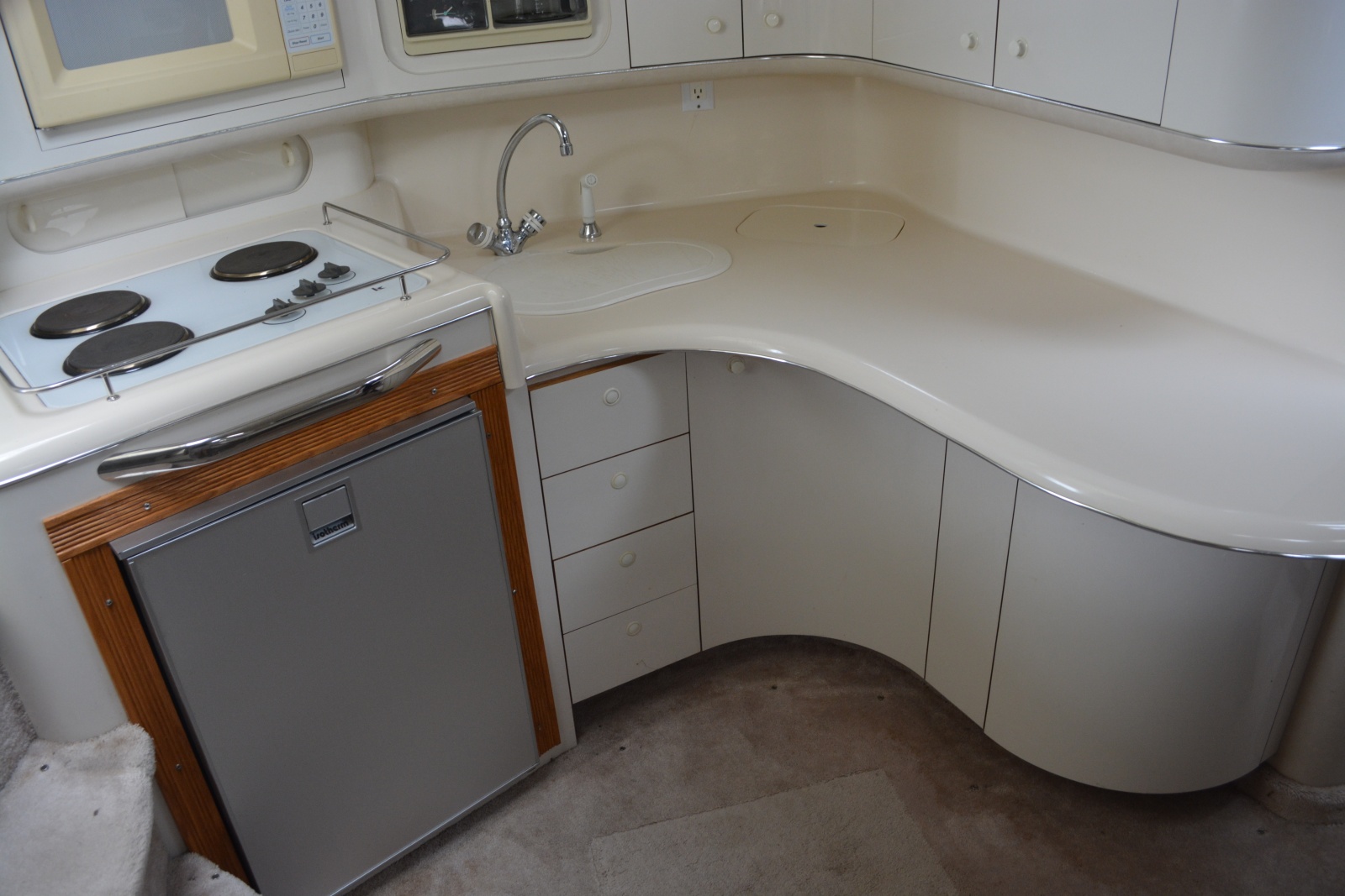 1996 Sea Ray Sundancer 370