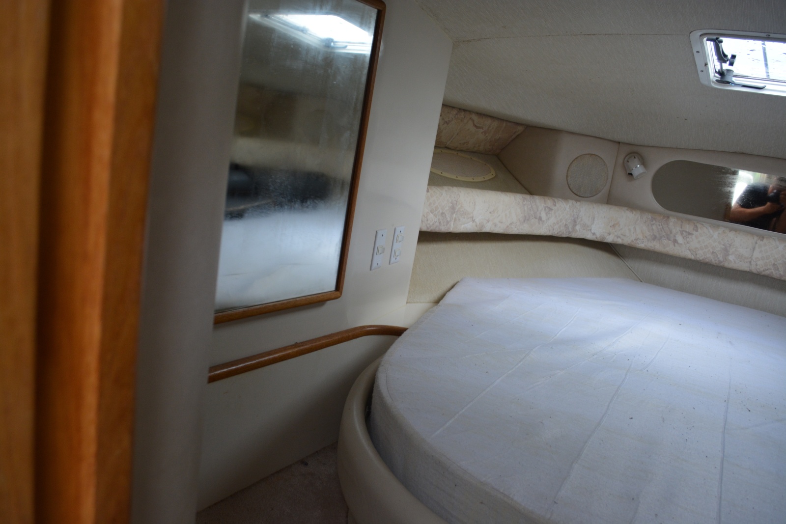 1996 Sea Ray Sundancer 370