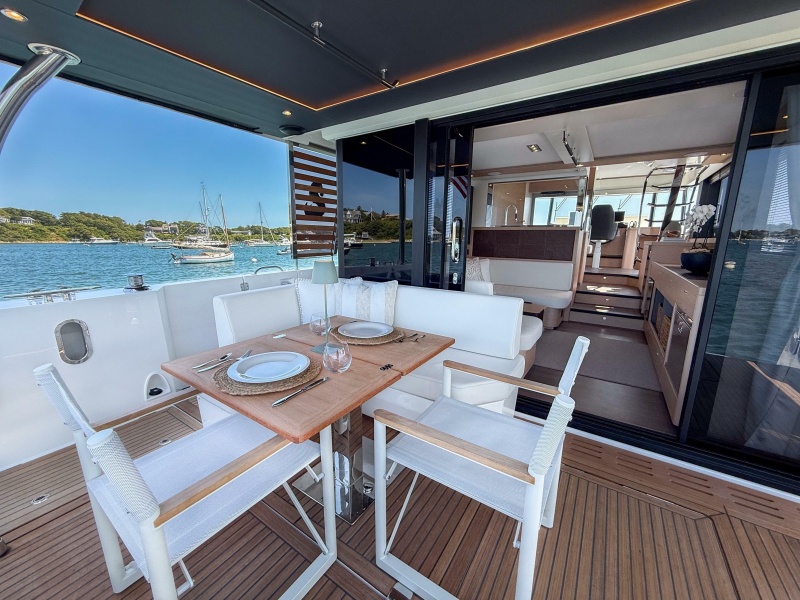 2026 Beneteau Swift Trawler 54