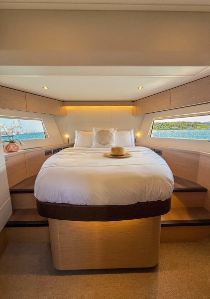 2026 Beneteau Swift Trawler 54